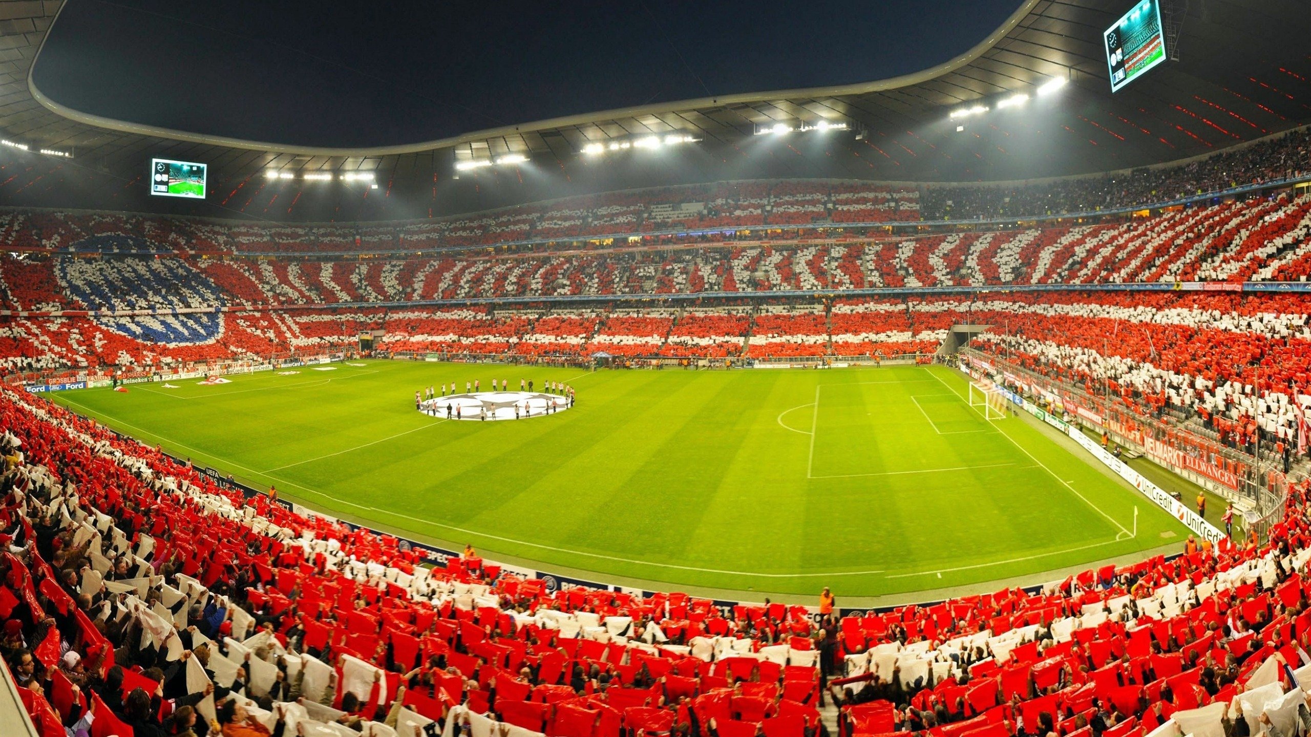 开云电竞登录入口-赛场“美丽战役”：那些令人陶醉的欧洲足球瞬间，欧洲足球盛宴